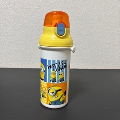 お弁当箱　水筒の画像
