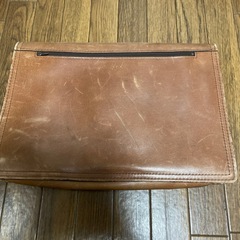 レトロな皮バッグ　クラッチバッグの画像