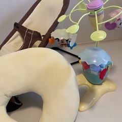 バウンサー、メリー、授乳クッション