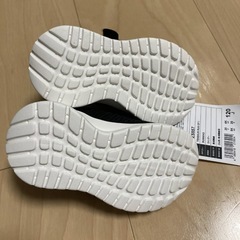 【新品未使用】adidas（アディダス）子供靴　12cmの画像