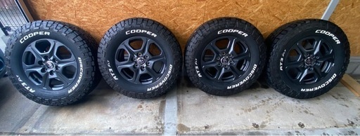 ランクル300 GR 純正ホイール クーパータイヤ 空気圧センサー付275/70R18