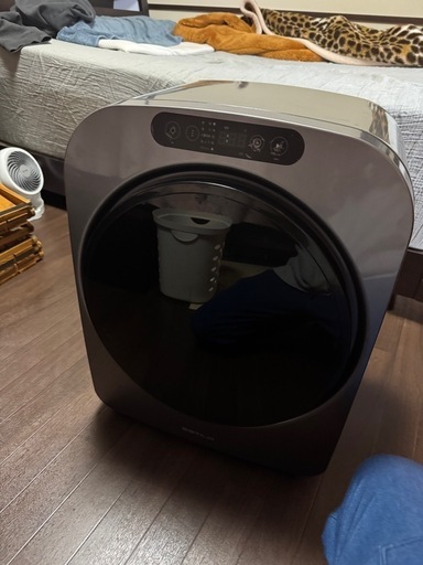 新品フィルター付き　コンパクト衣類乾燥機 パールシルバー ILD-321UPB-JP [乾燥容量3.0kg /電気式(50Hz/60Hz共用)]