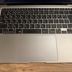 【美品、おまけ付き】MacBook Air M1 メモリ8GB ストレージ512GBの画像