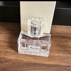 Miss Dior BLOOMING BOUQUET オードゥト...