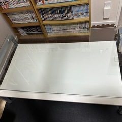 テーブル