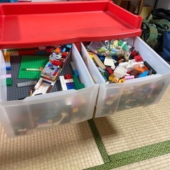 レゴとおもちゃ収納の画像