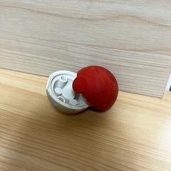 ポケモン　モンスターボール　消しゴムの画像