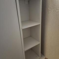 IKEAオムツ交換台　本棚　収納棚　ホワイトの画像