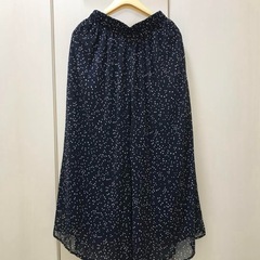 ネイビー  フレアスカートパンツの画像