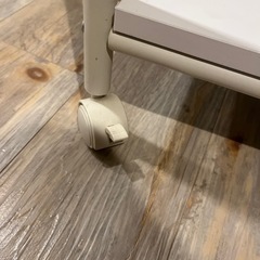 コンセント付き3段棚の画像