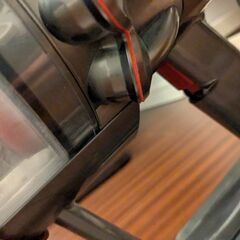 ダイソン　一部破損していますが動きますの画像
