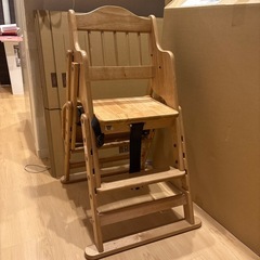 ダイニングベビーチェア