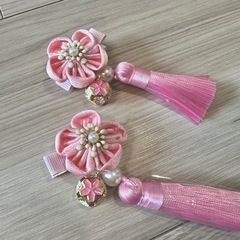 ちりめん つまみ細工 髪飾り 七五三などにの画像