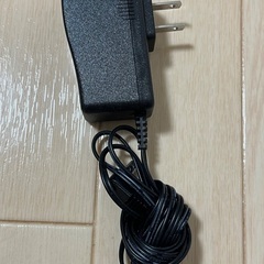 掃除機本体　IRIS OHYAMA スティッククリーナー SCD-141P-Wの画像