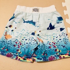 美品 GAP 子ども用水着 2枚セット（5歳用と3歳用）の画像