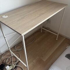 【コーナン】パソコンデスク　ベージュ