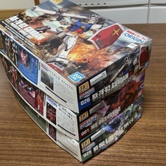 ガンプラ HG ガンダム・シャアザク・量産ザク　三体セット