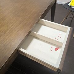 木製ダイニングテーブル140×75×70の画像