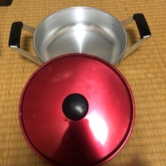 レトロな鍋　多分アルミ