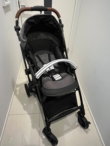 【美品】Combi ベビーカー