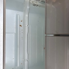TOSHIBA 冷蔵庫 ベジータ プレミアムモデル クリアガラスタイプ 556L 6ドア GR-F56FXV クリアシェルホワイトの画像