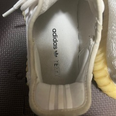 Yeezy Boost 350 V2 ホワイト 28cmの画像