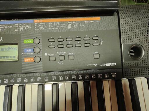 美品】 YAMAHA ヤマハ 電子キーボード 電子ピアノ PSR-E253