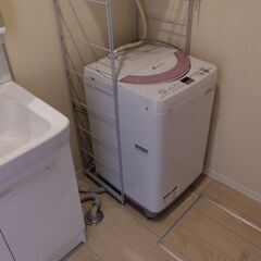 美品　シャープ　音の静かな 洗濯機　ハイパワー6kg　高性能　洗濯機の画像