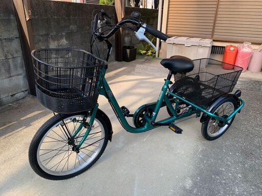 三輪車　大人用　※注）電動ではありません