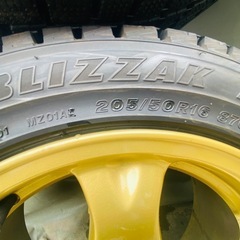 スバル純正 16インチ★BRIDGESTONE BLIZZAK MZ-01★ゴールド再塗装★センターキャップ付の画像