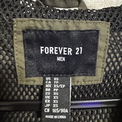フォエバー21パーカーの画像