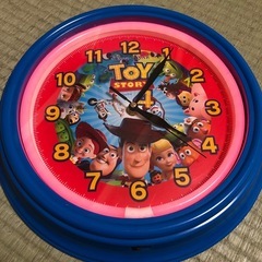 トイストーリー壁掛け時計の画像