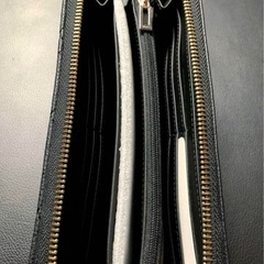 【新品】GUESSの長財布 ブラック キルティング Gロゴ 長財布の画像