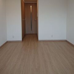 【板橋区★特集】都営三田線/西高島平駅 歩5分　築浅1Kマンション⭐️南向き、温水洗浄便座 脱衣所、エレベーター、洗面所独立 洗面化粧台、2口コンロ、駐輪場 宅配ボックス、防犯カメラの画像