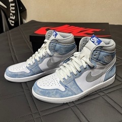 NIKE AIR JORDAN 1 ハイパーロイヤル