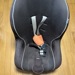タカタ　チャイルドシート　新生児用パーツ有り