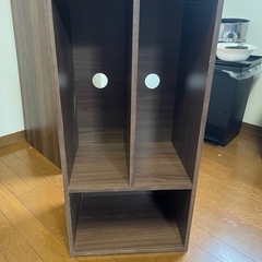 本日21時に来れる方譲ります。無料　棚の画像