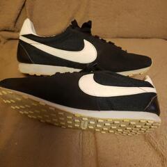 NIKE　スニーカー　黒の画像