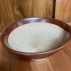 大きなすり鉢の画像