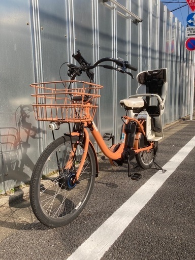 [取引中]子乗せ電動アシスト自転車 ブリヂストン ビッケ MOB バッテリー２本付き オークルオレンジ