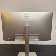 PCモニター　DELL Dell U2422HE 23.8インチ USB-C ハブ モニター ディスプレイの画像