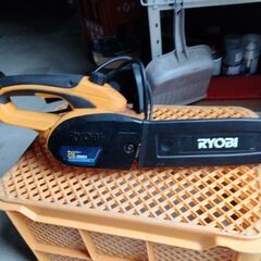 チェンソー　リョービRYOBI製