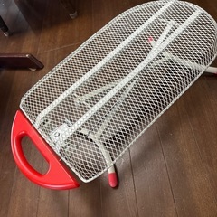 アイロン台　100均でカバーを買えば使えます