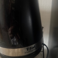 電気ポットの画像