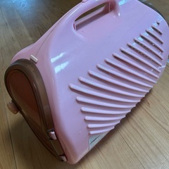ペットキャリーの画像
