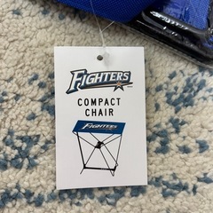 ⭐️新品⭐️日ハム　コンパクトチェアの画像