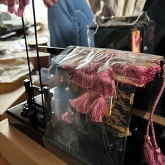 雛飾り　お篭　御所車の画像