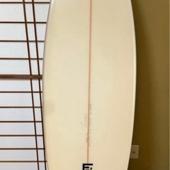 【値下げ】サーフボード　6.0 1/2×19 1/2×2 5/16 フィン新品　お届け可！ の画像