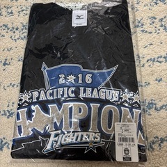 ⭐️新品⭐️日ハム2016日本一記念Tシャツ金ロゴ(S)