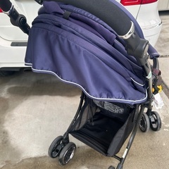 【岡山】中古 combi ベビーカー コンビ ネムリエ オート4キャス UF-800の画像